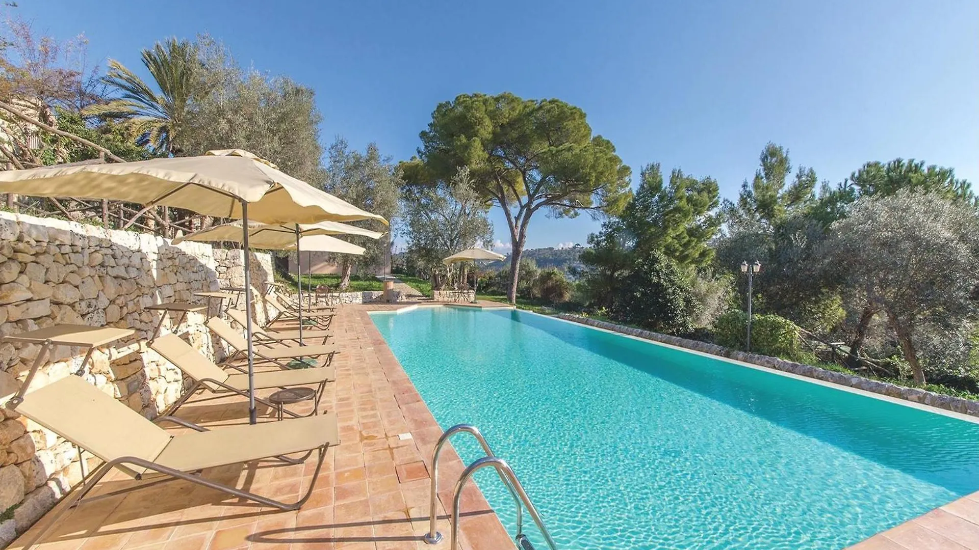 Villa Baglio Fasana Whole Property Modica Italy
